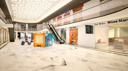 Two level shopping space at Unity One